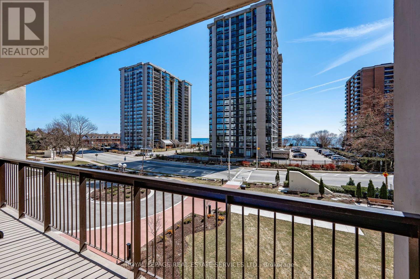 












301 - 2185 MARINE DRIVE

,
Oakville,




Ontario
L6L5L6

