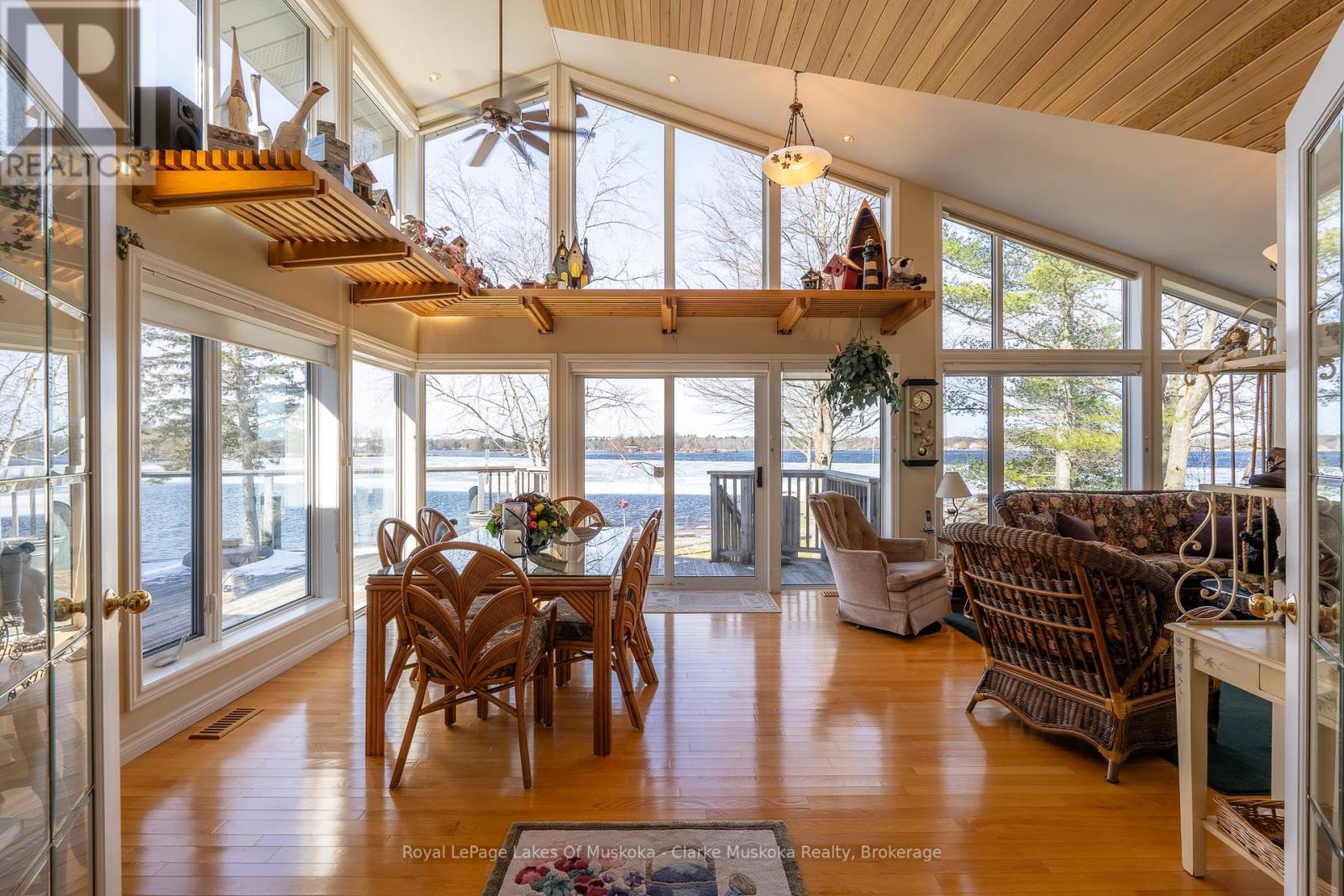 












2612 BAGULEY ROAD

,
Severn (Port Severn),




Ontario
L0K1S0

