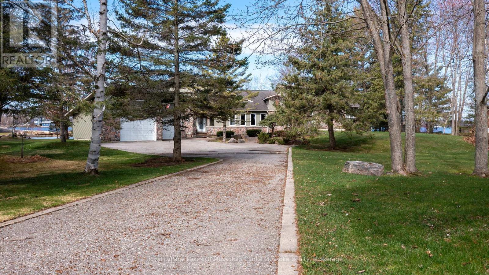 












2612 BAGULEY ROAD

,
Severn (Port Severn),




Ontario
L0K1S0

