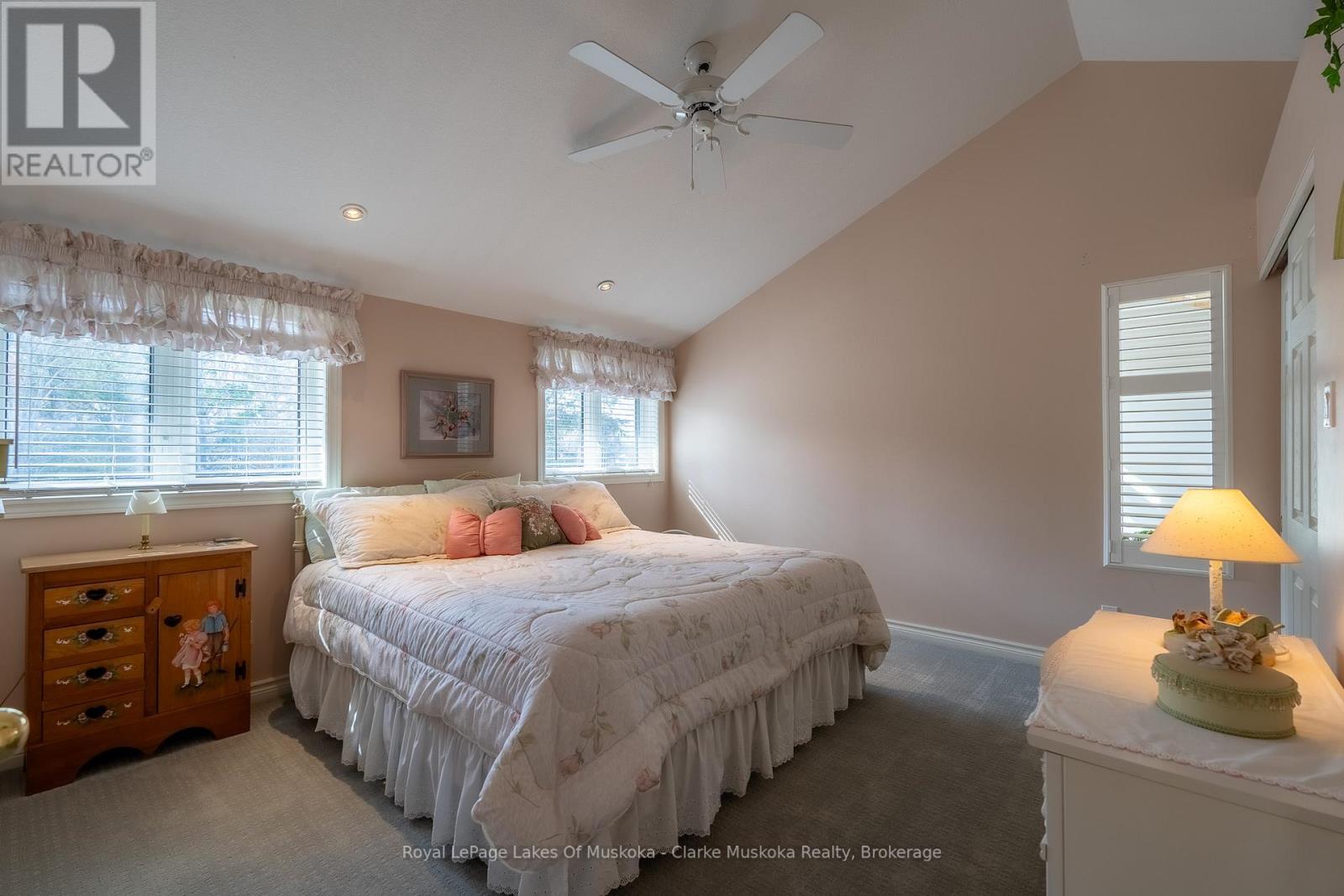 












2612 BAGULEY ROAD

,
Severn (Port Severn),




Ontario
L0K1S0

