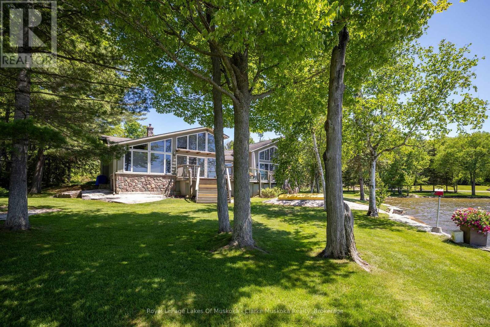 












2612 BAGULEY ROAD

,
Severn (Port Severn),




Ontario
L0K1S0

