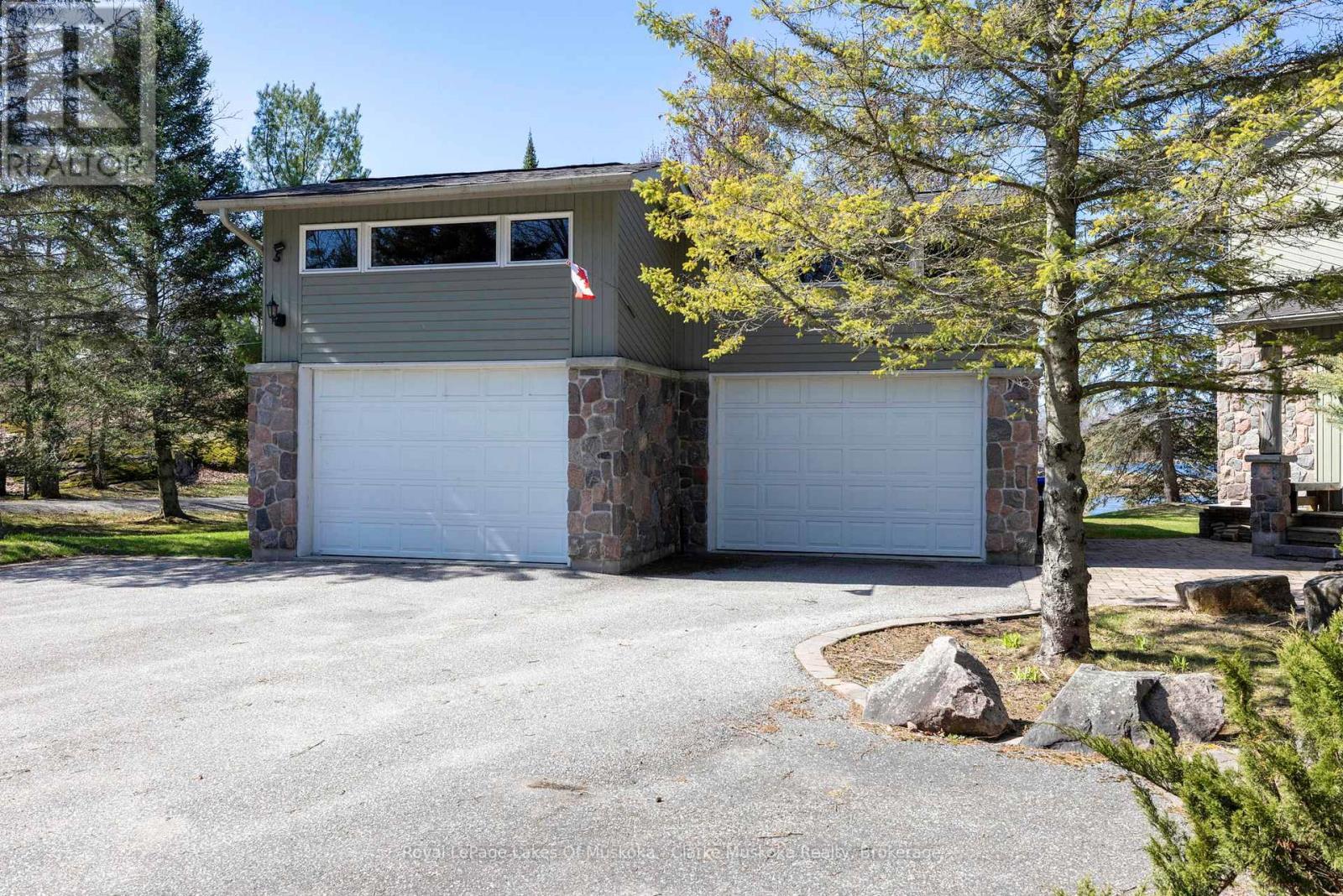 












2612 BAGULEY ROAD

,
Severn (Port Severn),




Ontario
L0K1S0

