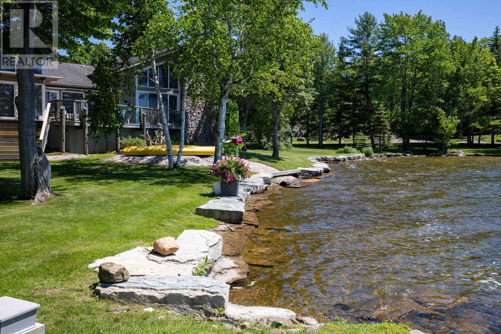 












2612 BAGULEY ROAD

,
Severn (Port Severn),




Ontario
L0K1S0

