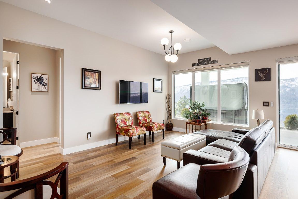 









9814


Beacon Hill

Crescent,
Lake Country,




BC
V4V 0A9

