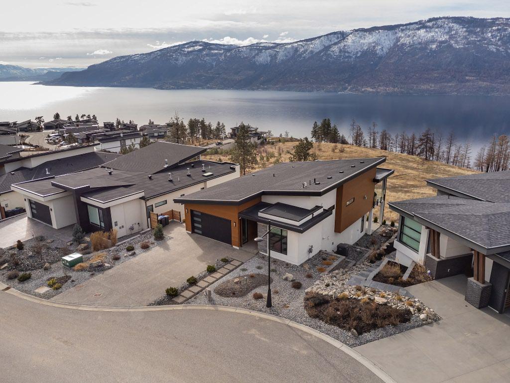 









9814


Beacon Hill

Crescent,
Lake Country,




BC
V4V 0A9

