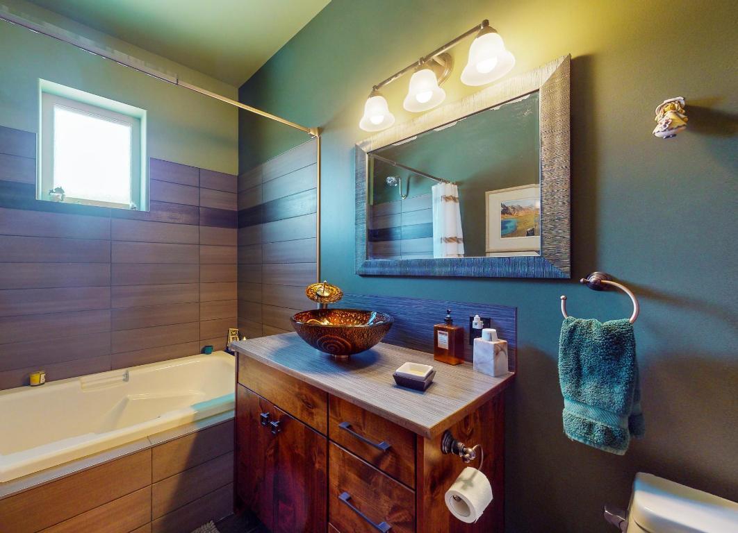 









530


CUMMINGS

Road,
Kimberley,




BC
V1A 2E1

