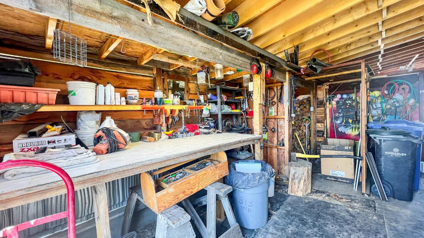 









530


CUMMINGS

Road,
Kimberley,




BC
V1A 2E1

