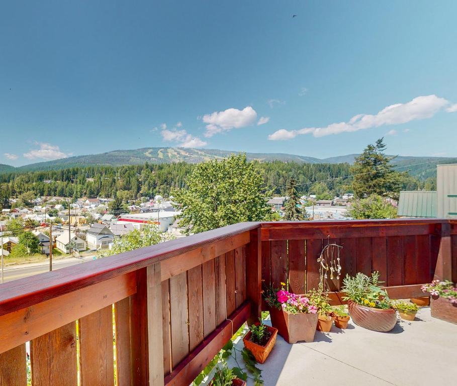 









530


CUMMINGS

Road,
Kimberley,




BC
V1A 2E1

