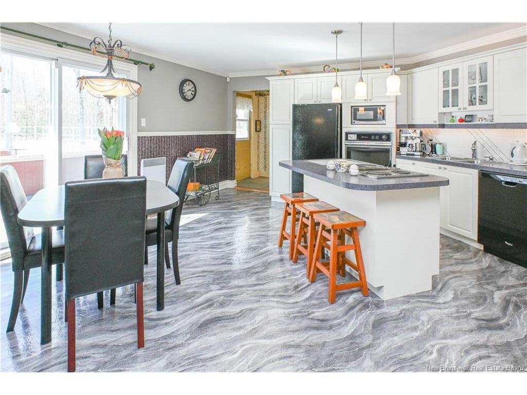 









138


365

RTE,
Tilley Road,




NB
E8M 1N4

