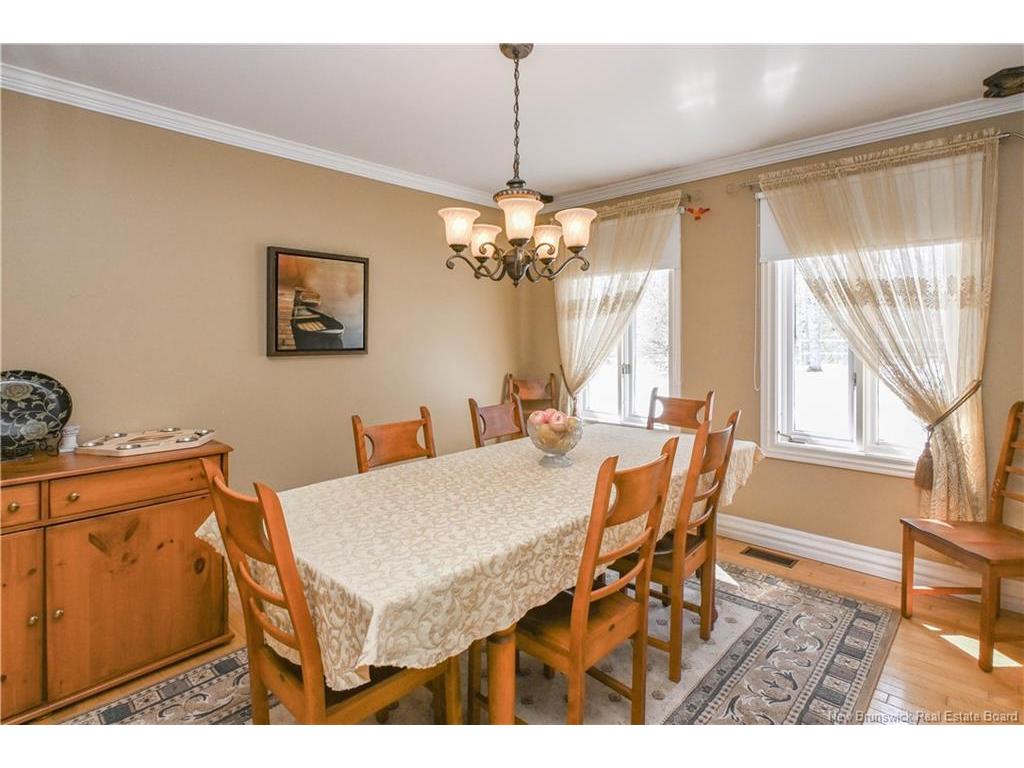 









138


365

RTE,
Tilley Road,




NB
E8M 1N4

