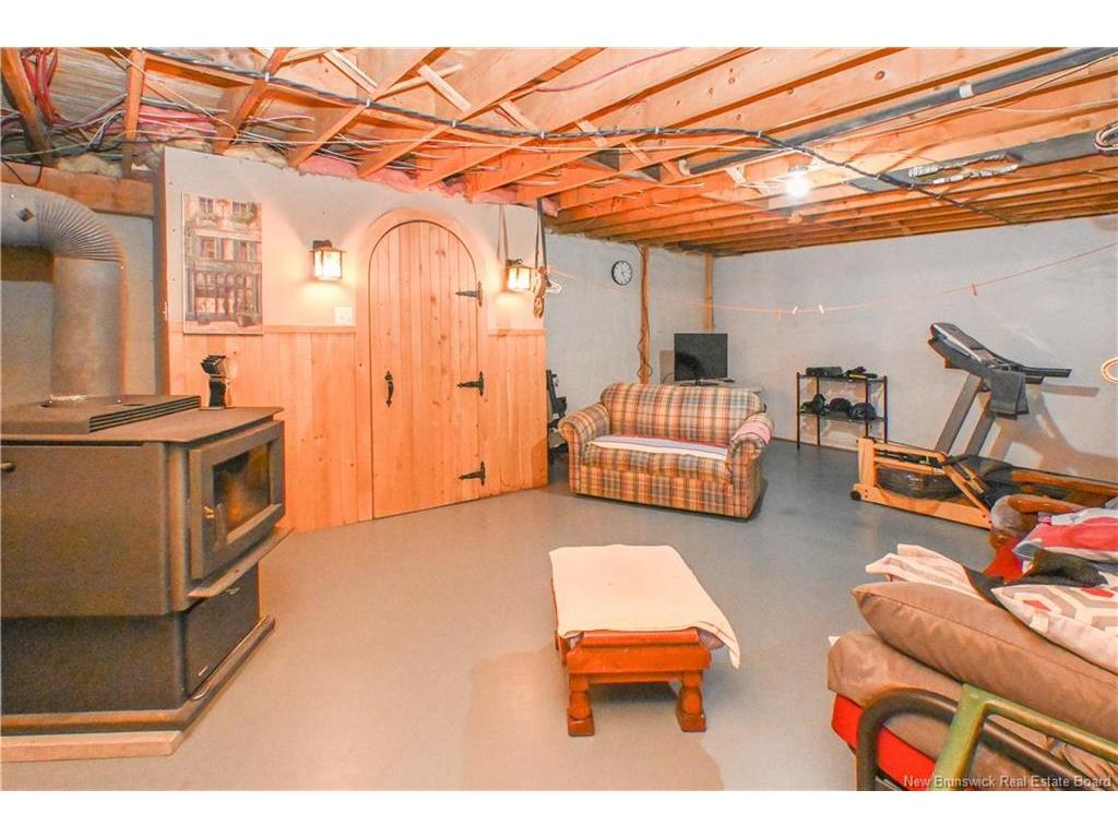 









138


365

RTE,
Tilley Road,




NB
E8M 1N4

