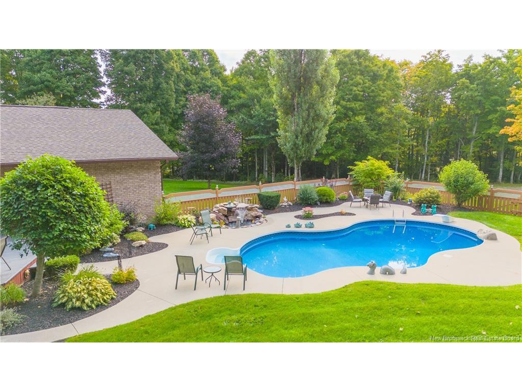 









138


365

RTE,
Tilley Road,




NB
E8M 1N4


