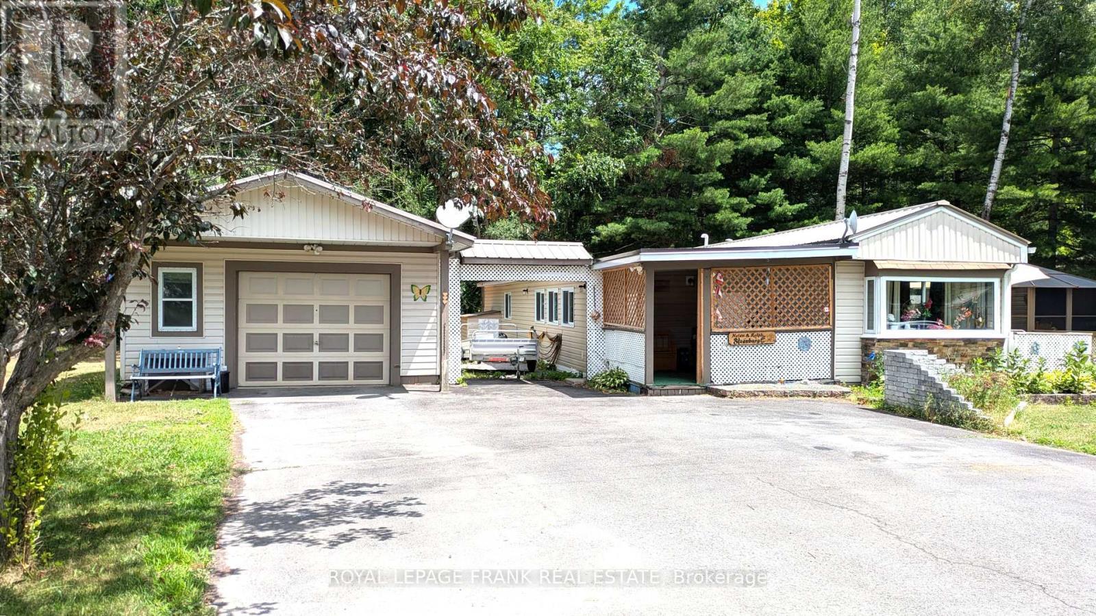 












83 BELMONT STREET

,
Havelock-Belmont-Methuen (Belmont-Methuen),




Ontario
K0L1Z0

