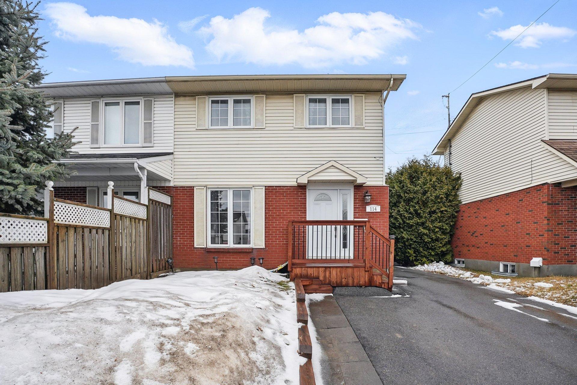









114


Rue Lachapelle

,
Gatineau (Gatineau),




QC
J8T5G9

