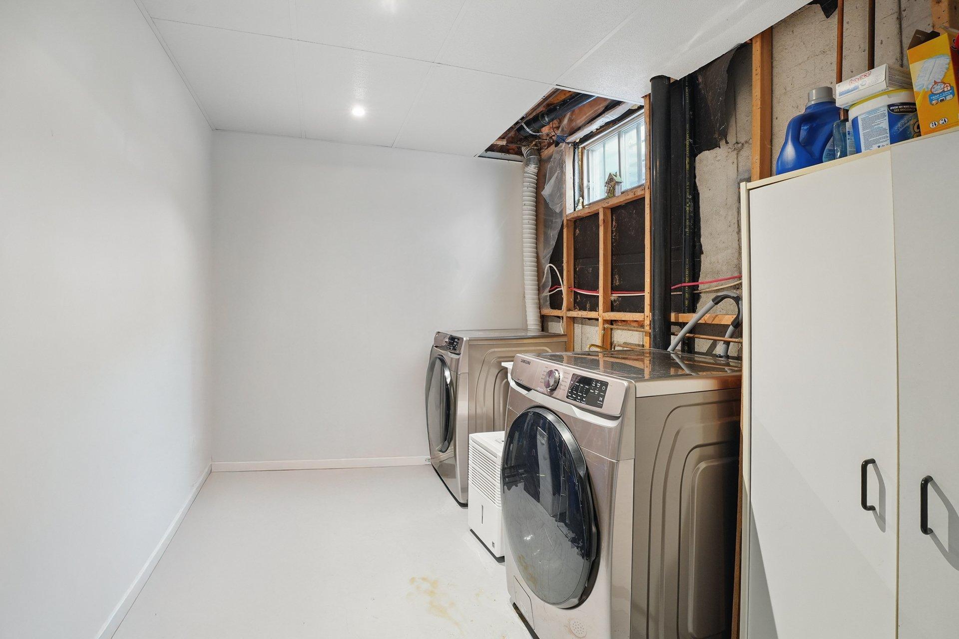 









114


Rue Lachapelle

,
Gatineau (Gatineau),




QC
J8T5G9

