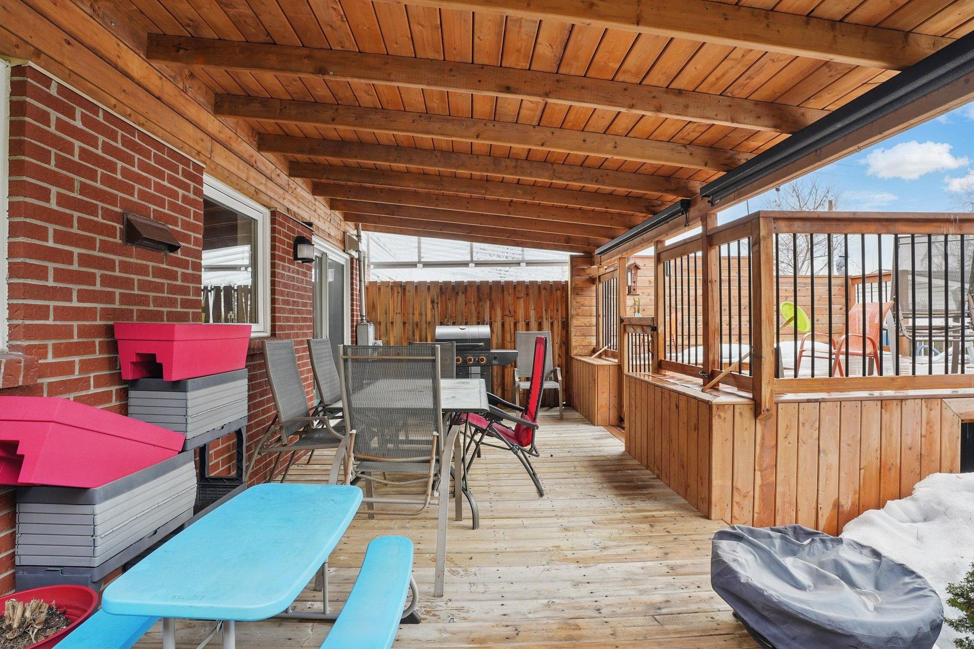 









114


Rue Lachapelle

,
Gatineau (Gatineau),




QC
J8T5G9

