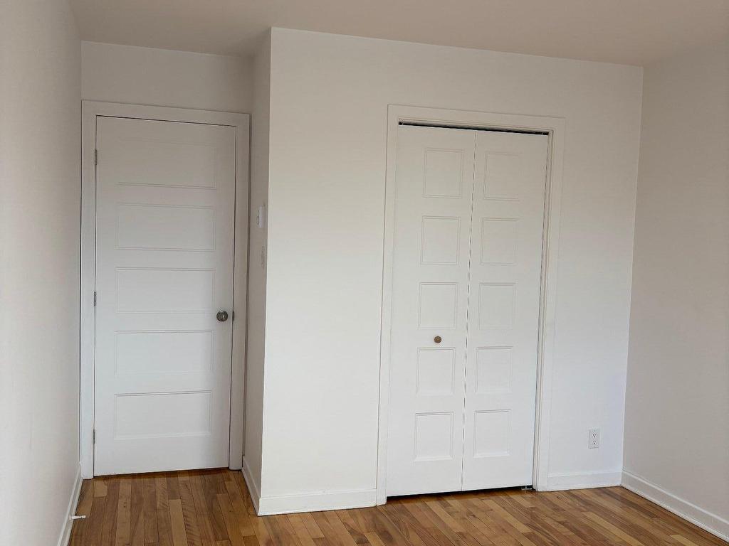 









5589


Boul. Léger

, 10,
Montréal (Montréal-Nord),




QC
H1G1K4

