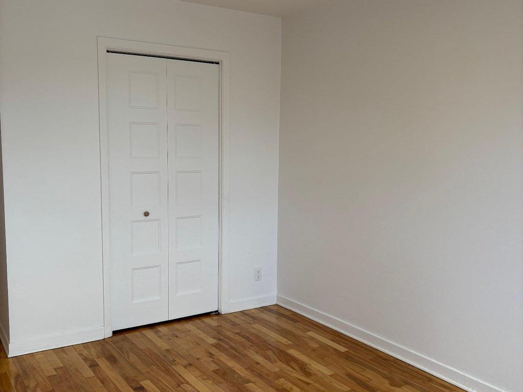 









5589


Boul. Léger

, 10,
Montréal (Montréal-Nord),




QC
H1G1K4

