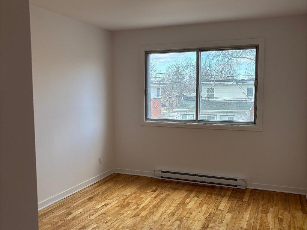 









5589


Boul. Léger

, 10,
Montréal (Montréal-Nord),




QC
H1G1K4

