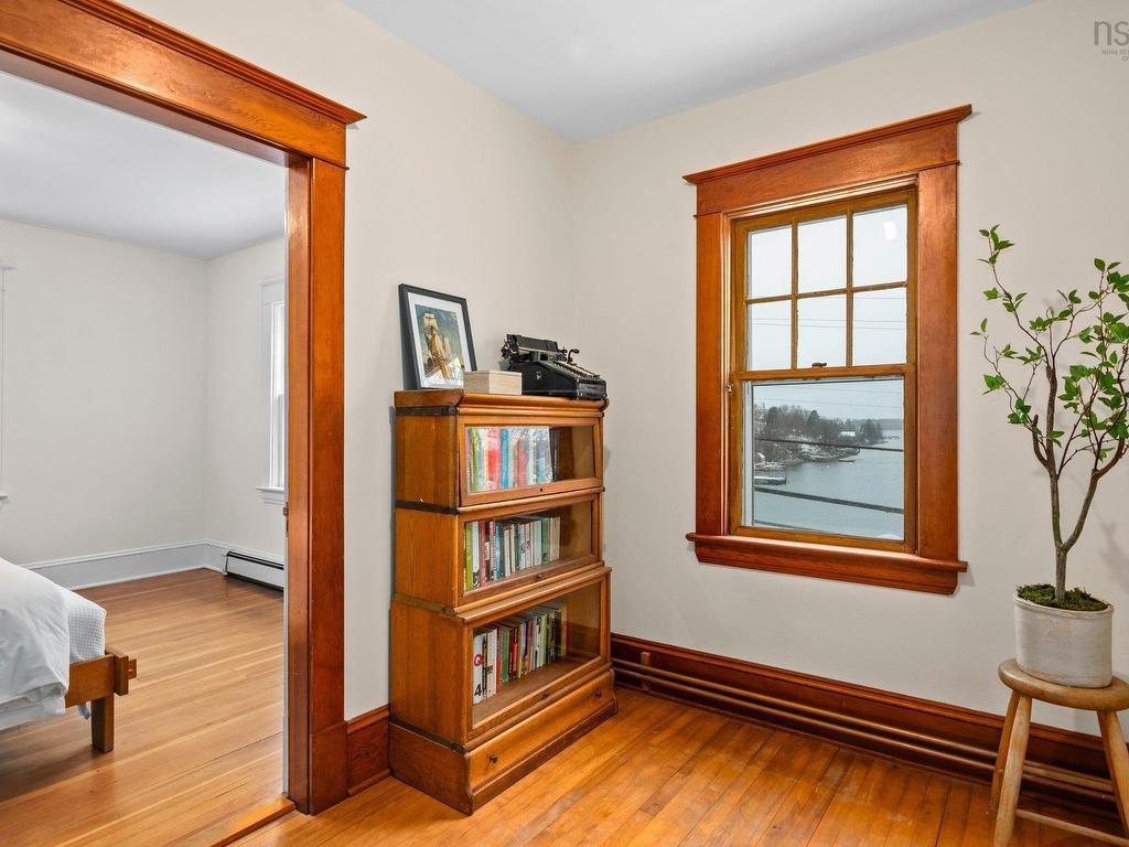 












9957 Peggys Cove Road

,
Hackett's Cove,




NS
B3Z 3J4

