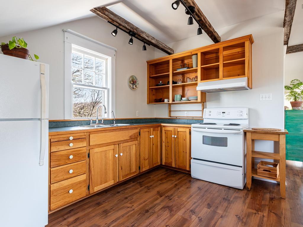 












9957 Peggys Cove Road

,
Hackett's Cove,




NS
B3Z 3J4

