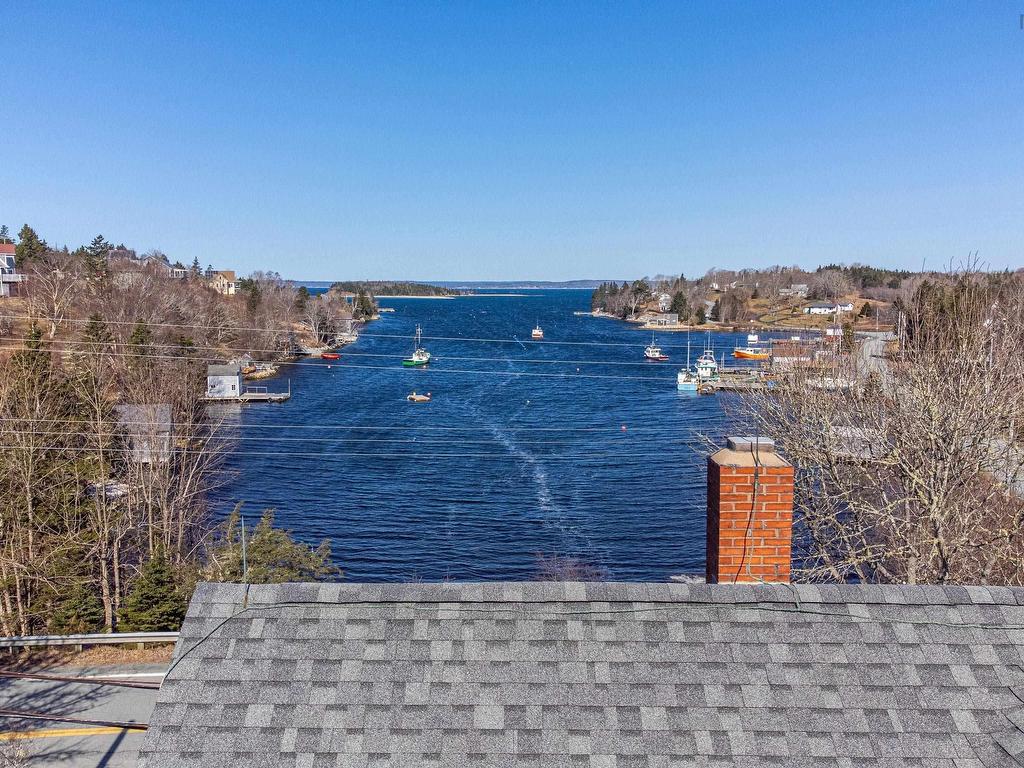 












9957 Peggys Cove Road

,
Hackett's Cove,




NS
B3Z 3J4

