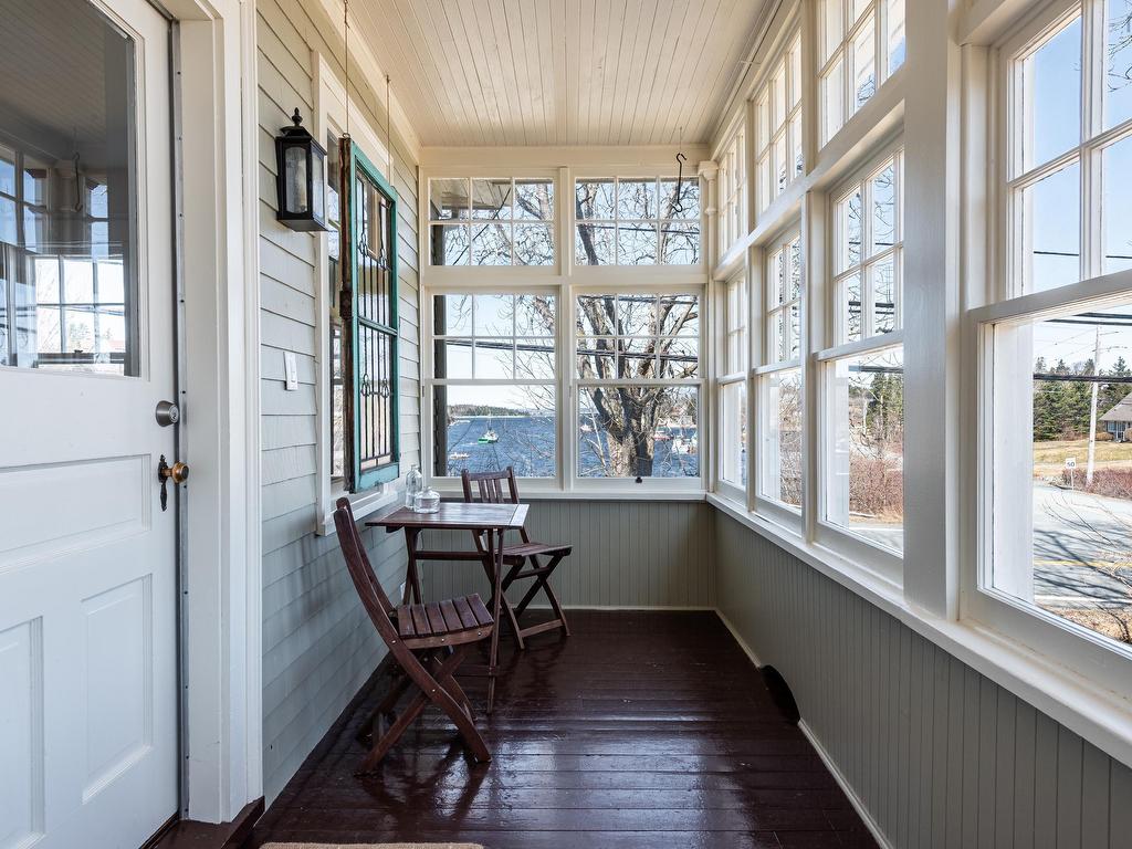 












9957 Peggys Cove Road

,
Hackett's Cove,




NS
B3Z 3J4


