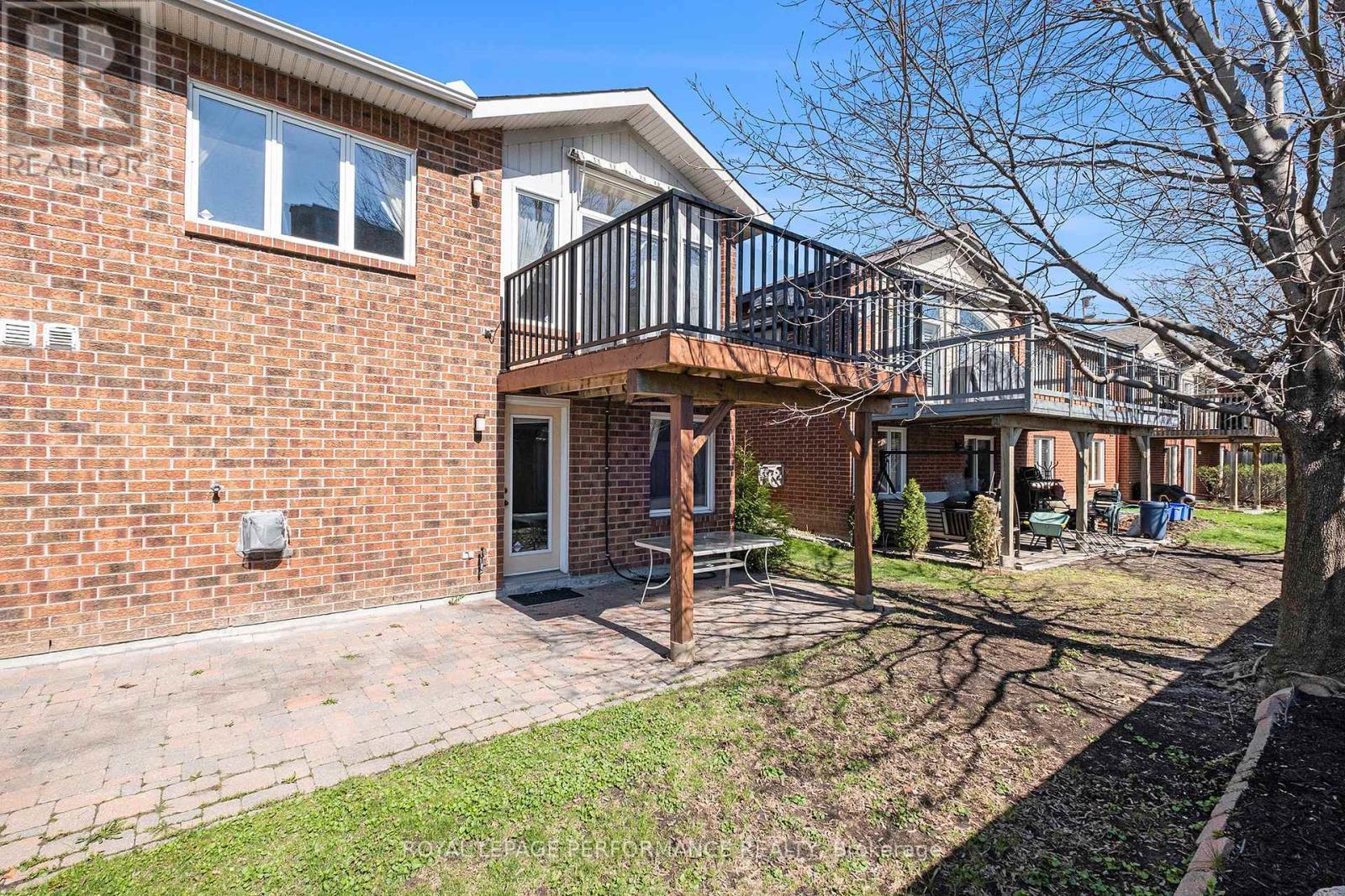 












45 COULSON COURT

,
Ottawa,




Ontario
K2K2X9


