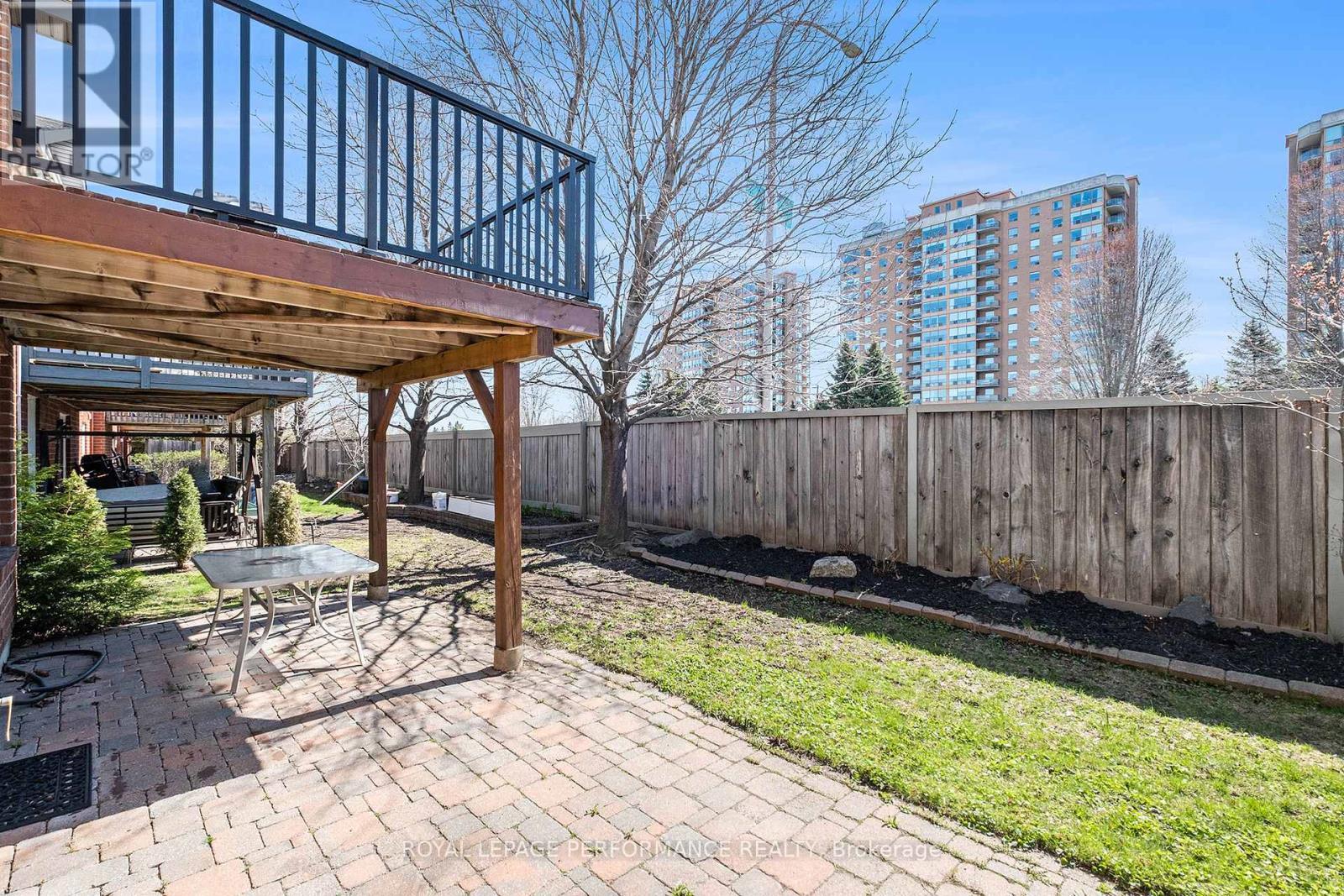 












45 COULSON COURT

,
Ottawa,




Ontario
K2K2X9

