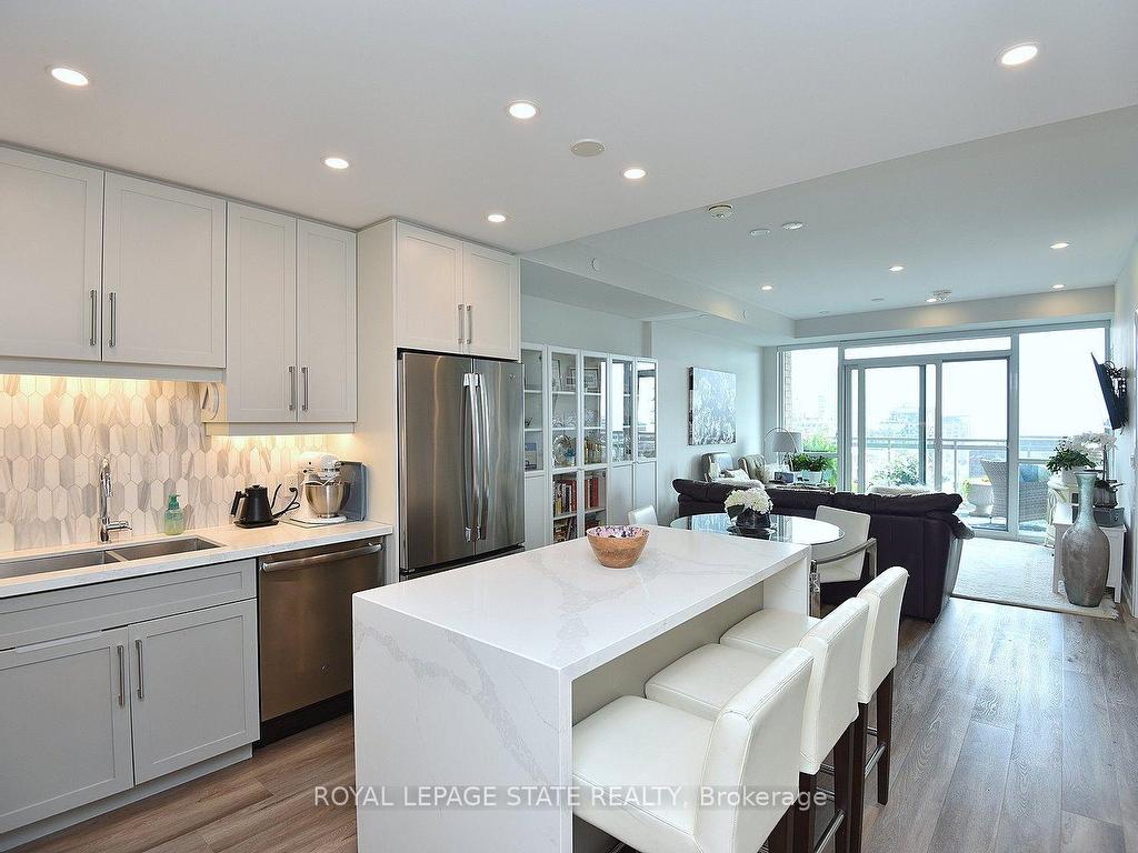 









2025


Maria

Street, 1006,
Burlington,




ON
L7R 0E9

