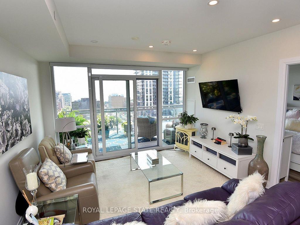 









2025


Maria

Street, 1006,
Burlington,




ON
L7R 0E9


