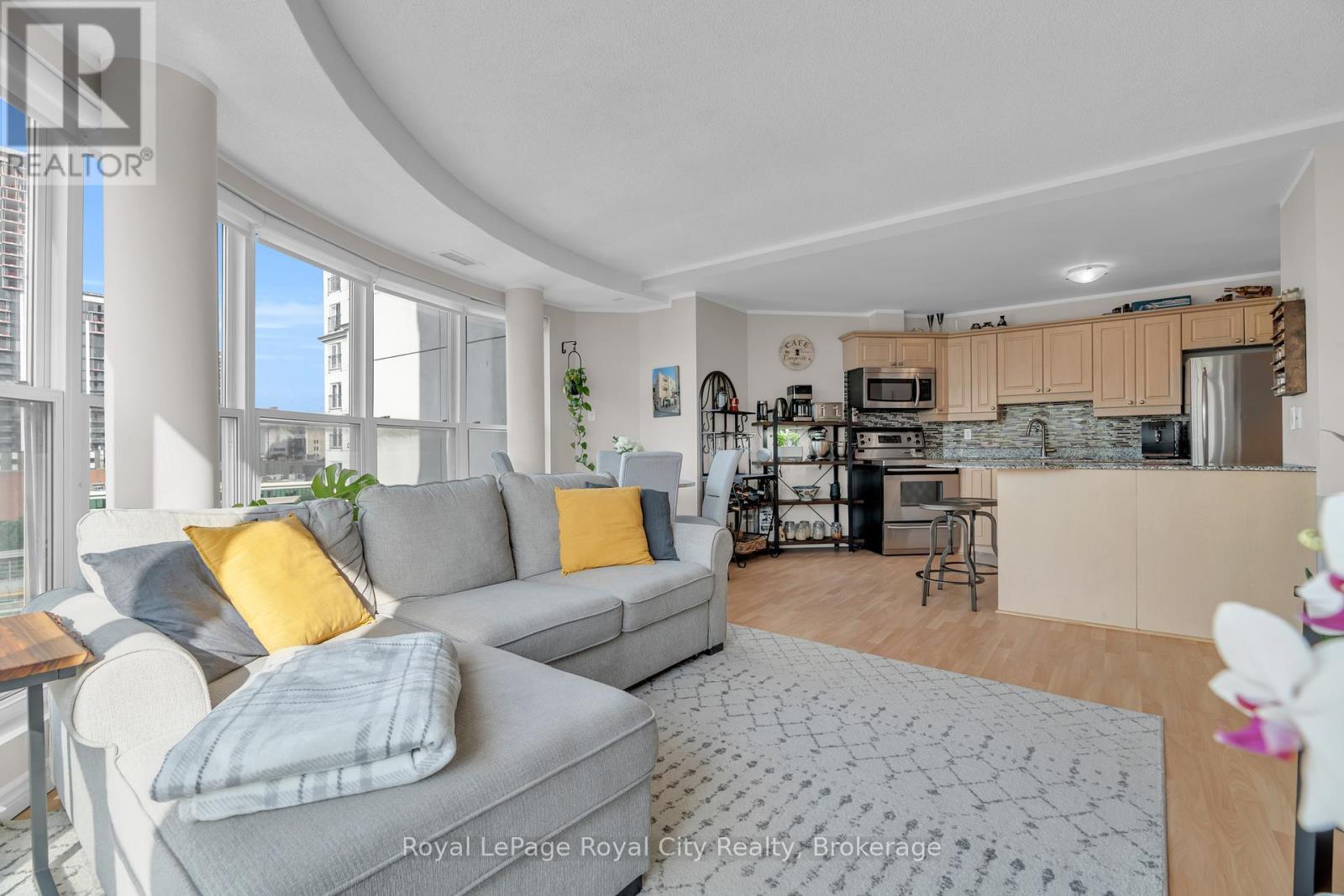 












614 - 135 JAMES STREET S

,
Hamilton (Corktown),




Ontario
L8P2Z6


