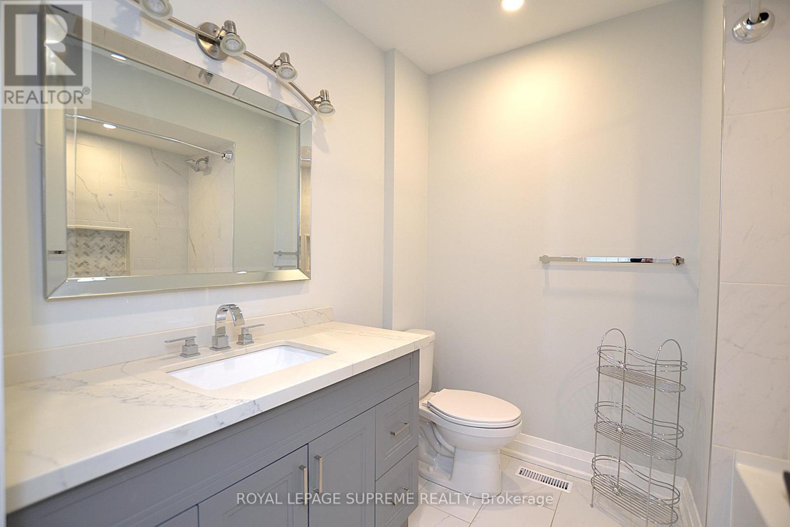 












UPPER - 514 PETAWAWA CRESCENT

,
Mississauga,




Ontario
L4Z2N4

