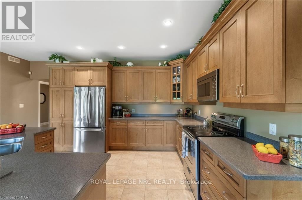 












5045 MICHENER ROAD

,
Fort Erie (Crystal Beach),




Ontario
L0S1R0

