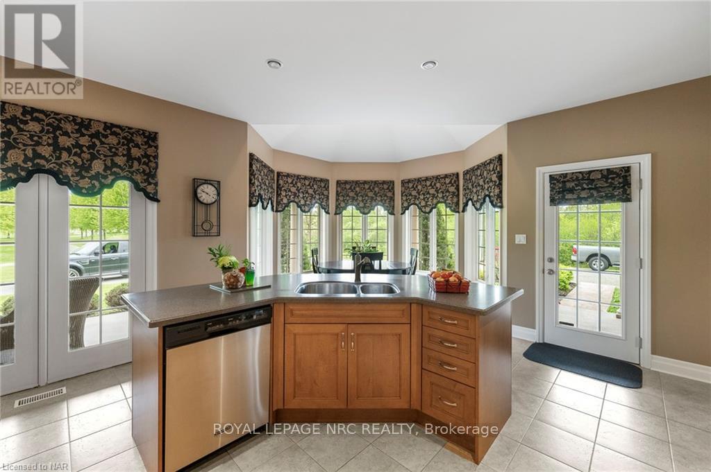 












5045 MICHENER ROAD

,
Fort Erie (Crystal Beach),




Ontario
L0S1R0

