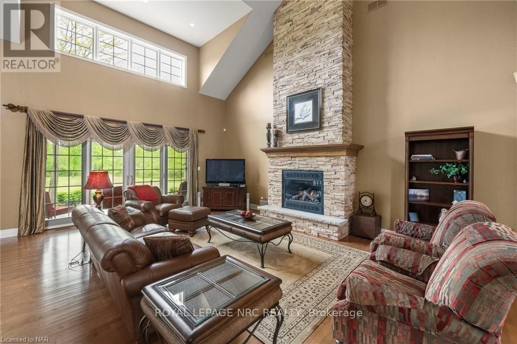 












5045 MICHENER ROAD

,
Fort Erie (Crystal Beach),




Ontario
L0S1R0

