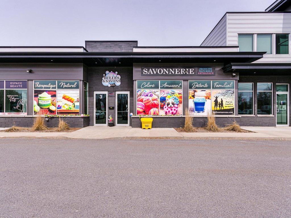 









471


Boul. Maloney E.

,
Gatineau (Gatineau),




QC
J8P6Z8

