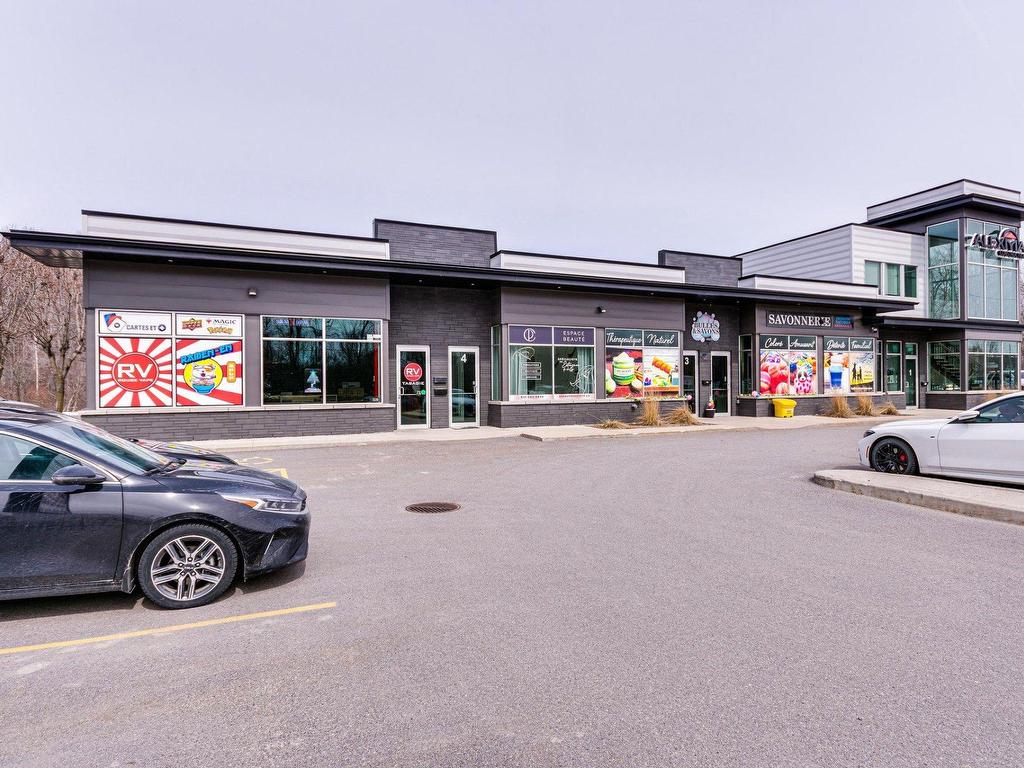 









471


Boul. Maloney E.

,
Gatineau (Gatineau),




QC
J8P6Z8

