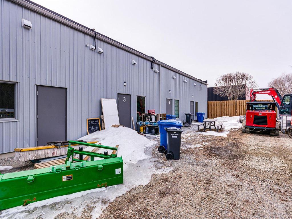 









471


Boul. Maloney E.

,
Gatineau (Gatineau),




QC
J8P6Z8


