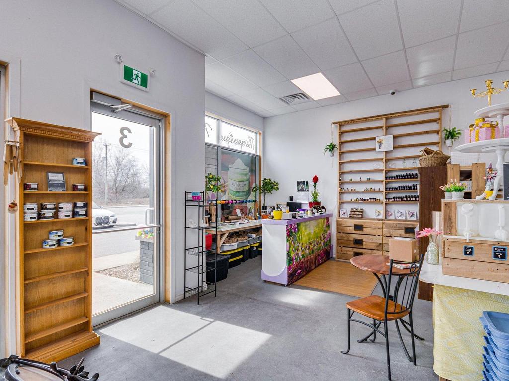 









471


Boul. Maloney E.

,
Gatineau (Gatineau),




QC
J8P6Z8

