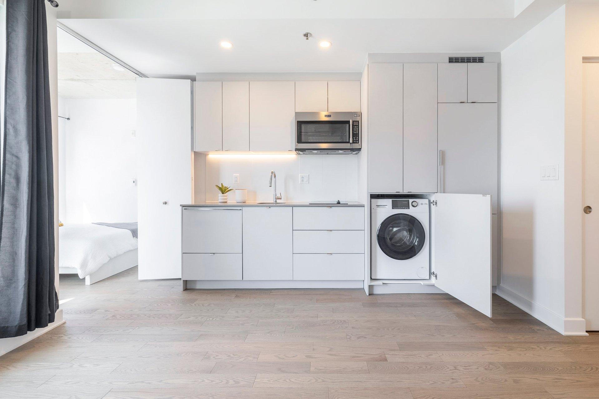 









2660


Rue Ontario E.

, 310,
Montréal (Ville-Marie),




QC
H2K4K4

