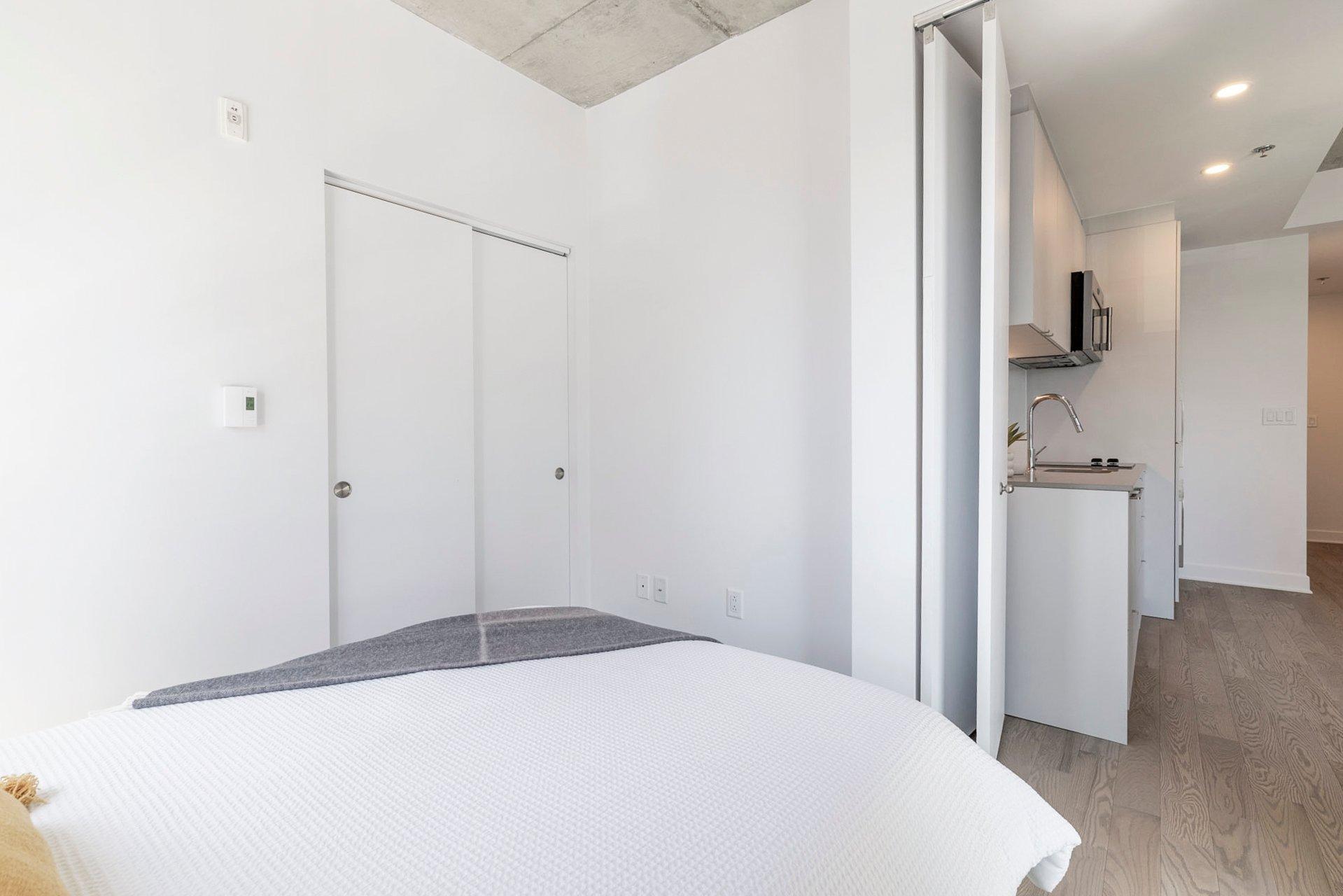 









2660


Rue Ontario E.

, 310,
Montréal (Ville-Marie),




QC
H2K4K4

