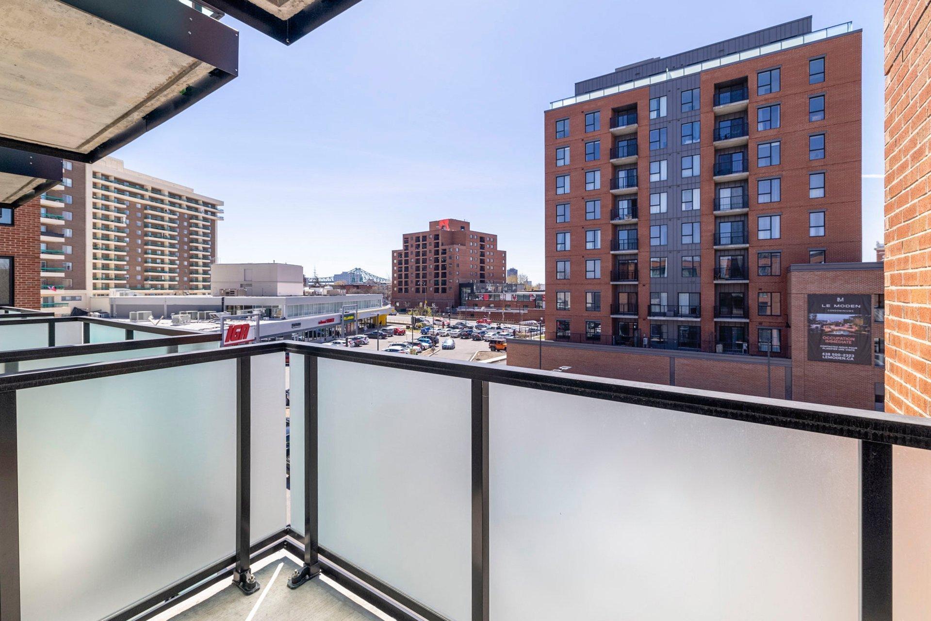 









2660


Rue Ontario E.

, 310,
Montréal (Ville-Marie),




QC
H2K4K4

