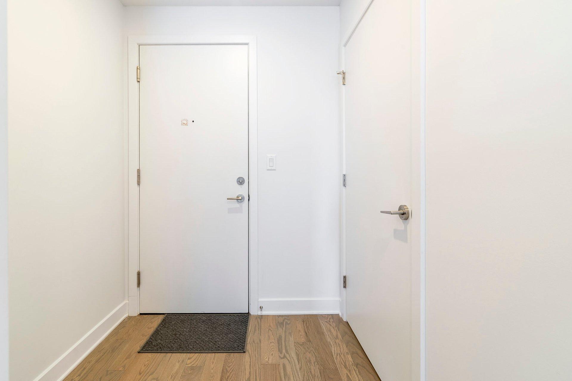 









2660


Rue Ontario E.

, 310,
Montréal (Ville-Marie),




QC
H2K4K4

