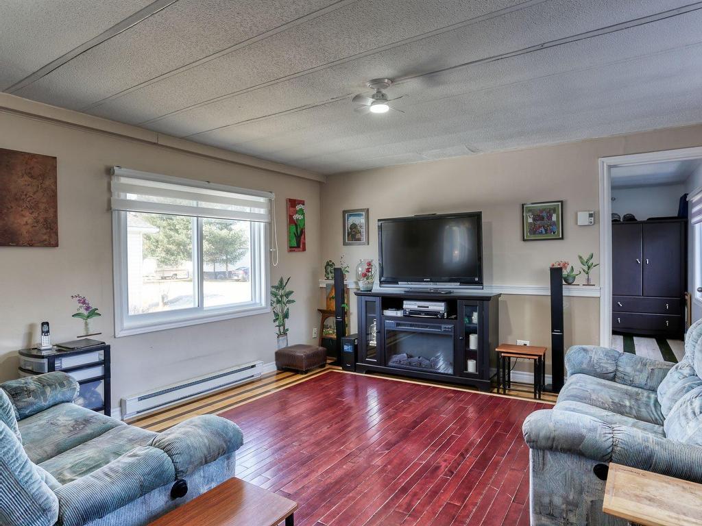 









1135


Rue Alida-Désilets

,
Shawinigan,




QC
G9P4H1

