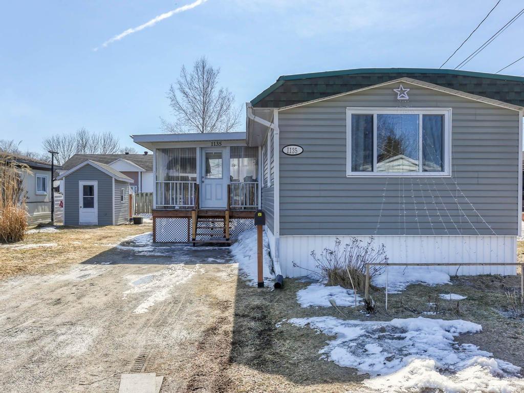 









1135


Rue Alida-Désilets

,
Shawinigan,




QC
G9P4H1

