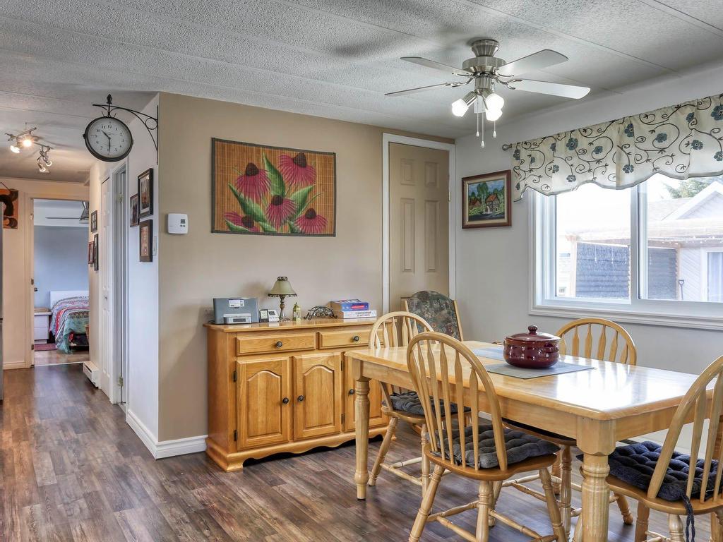 









1135


Rue Alida-Désilets

,
Shawinigan,




QC
G9P4H1


