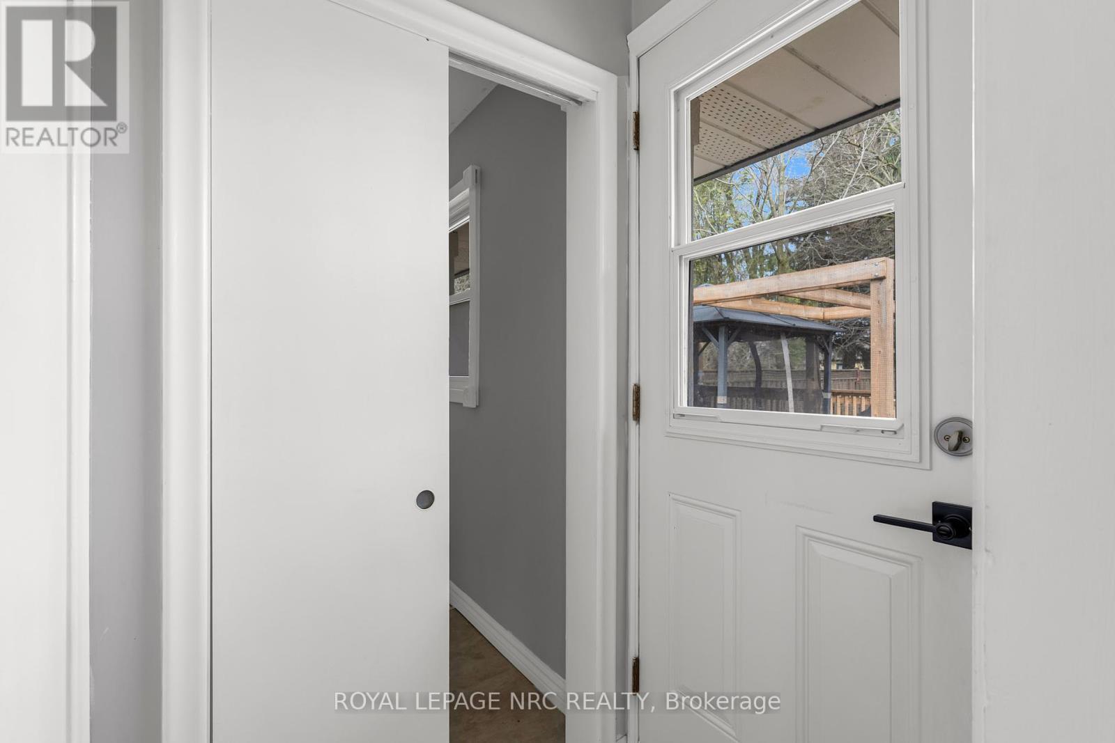 












87 CANBORO ROAD

,
Pelham (Fonthill),




Ontario
L0S1E0

