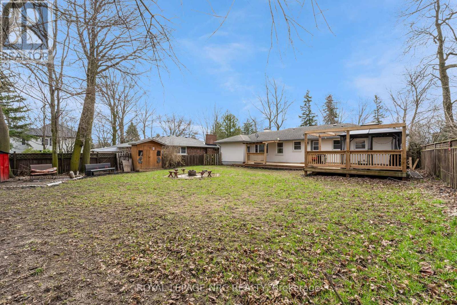 












87 CANBORO ROAD

,
Pelham (Fonthill),




Ontario
L0S1E0

