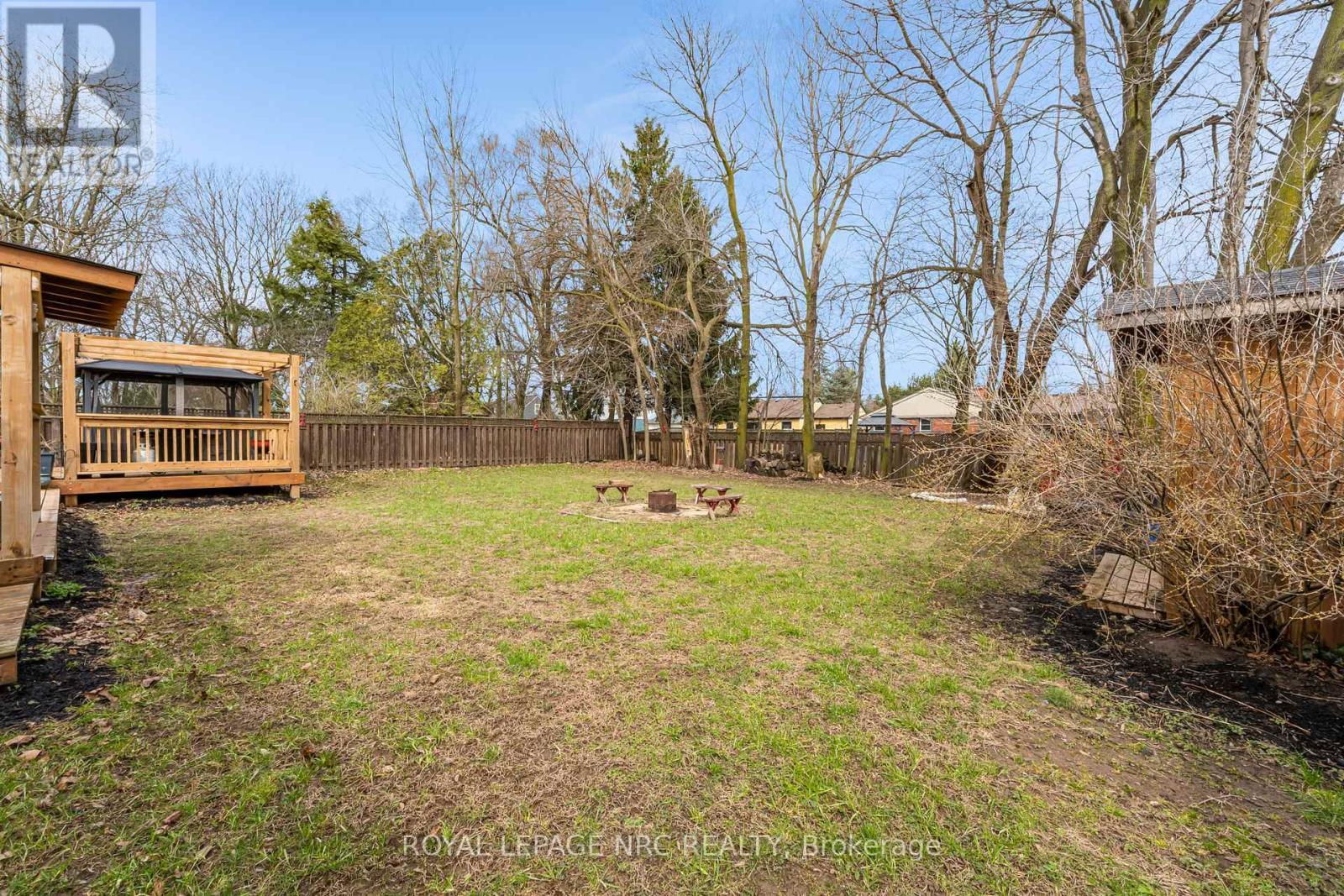 












87 CANBORO ROAD

,
Pelham (Fonthill),




Ontario
L0S1E0

